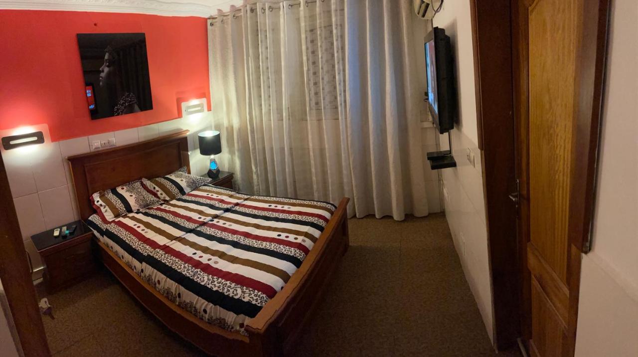 Yaoundé Homestay Appartement 2 Chambres מראה חיצוני תמונה